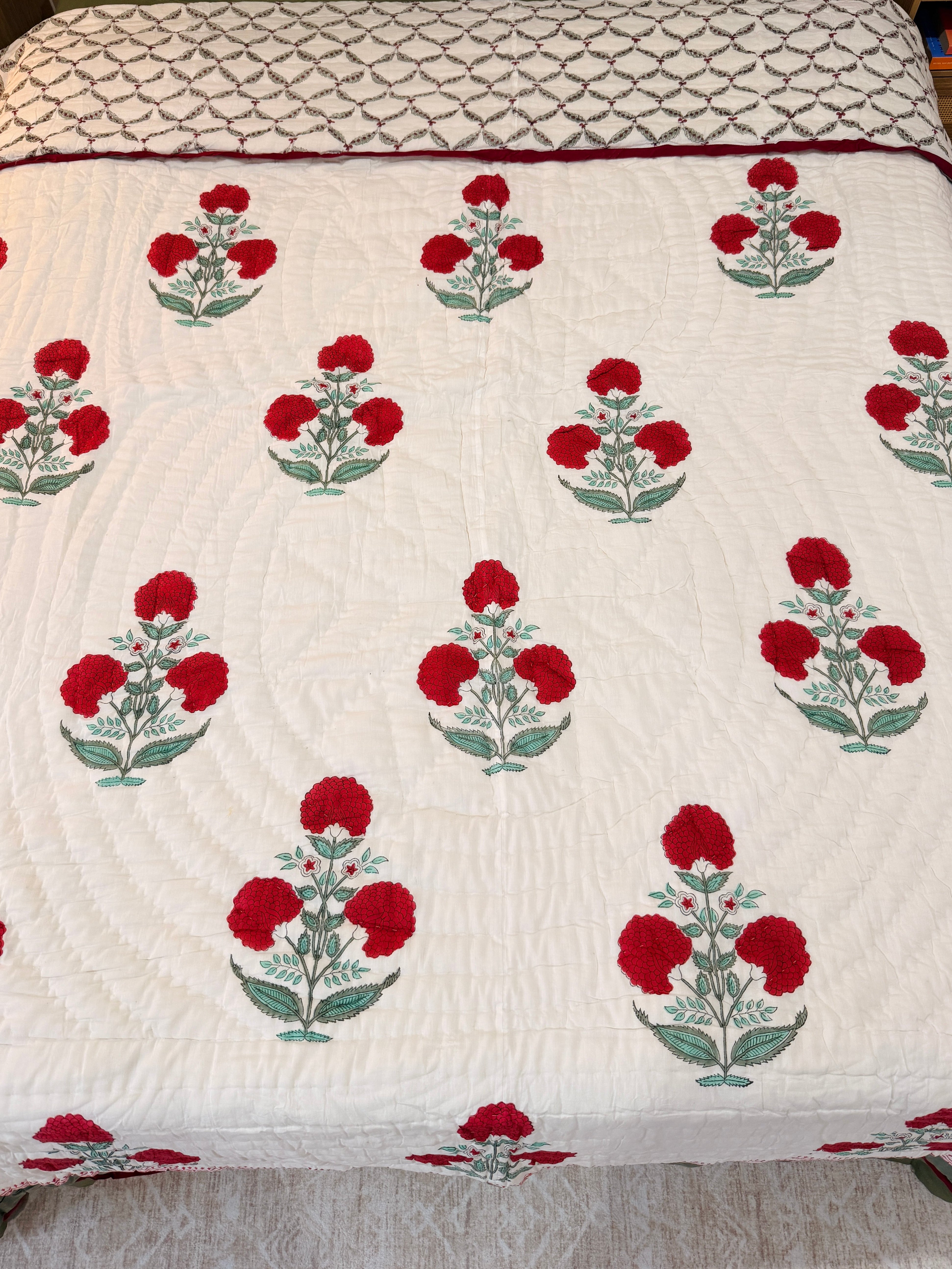 Red Poppy Reversible - Queen Quilt