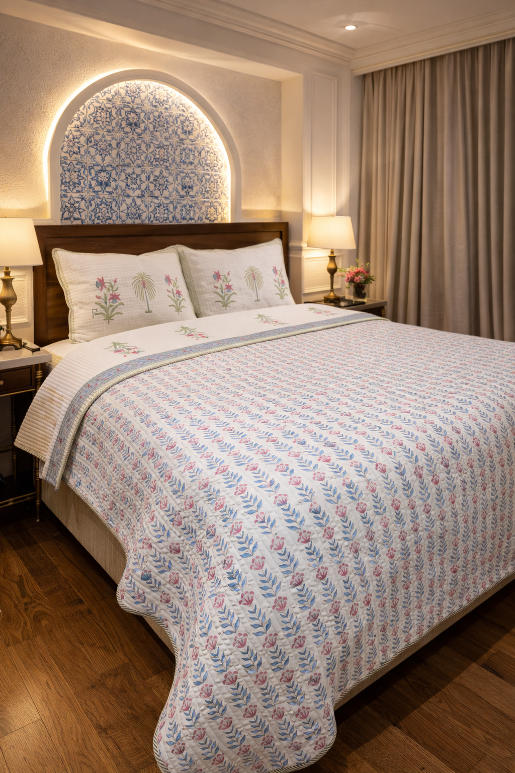 Palm Blossom Luxury Bedspread with Shams