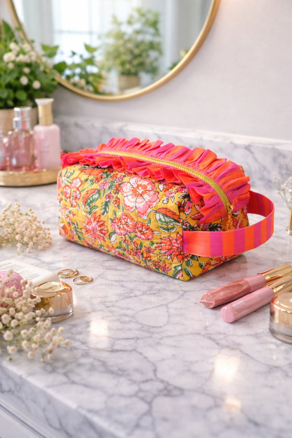 Frill Vanity Pouch Set