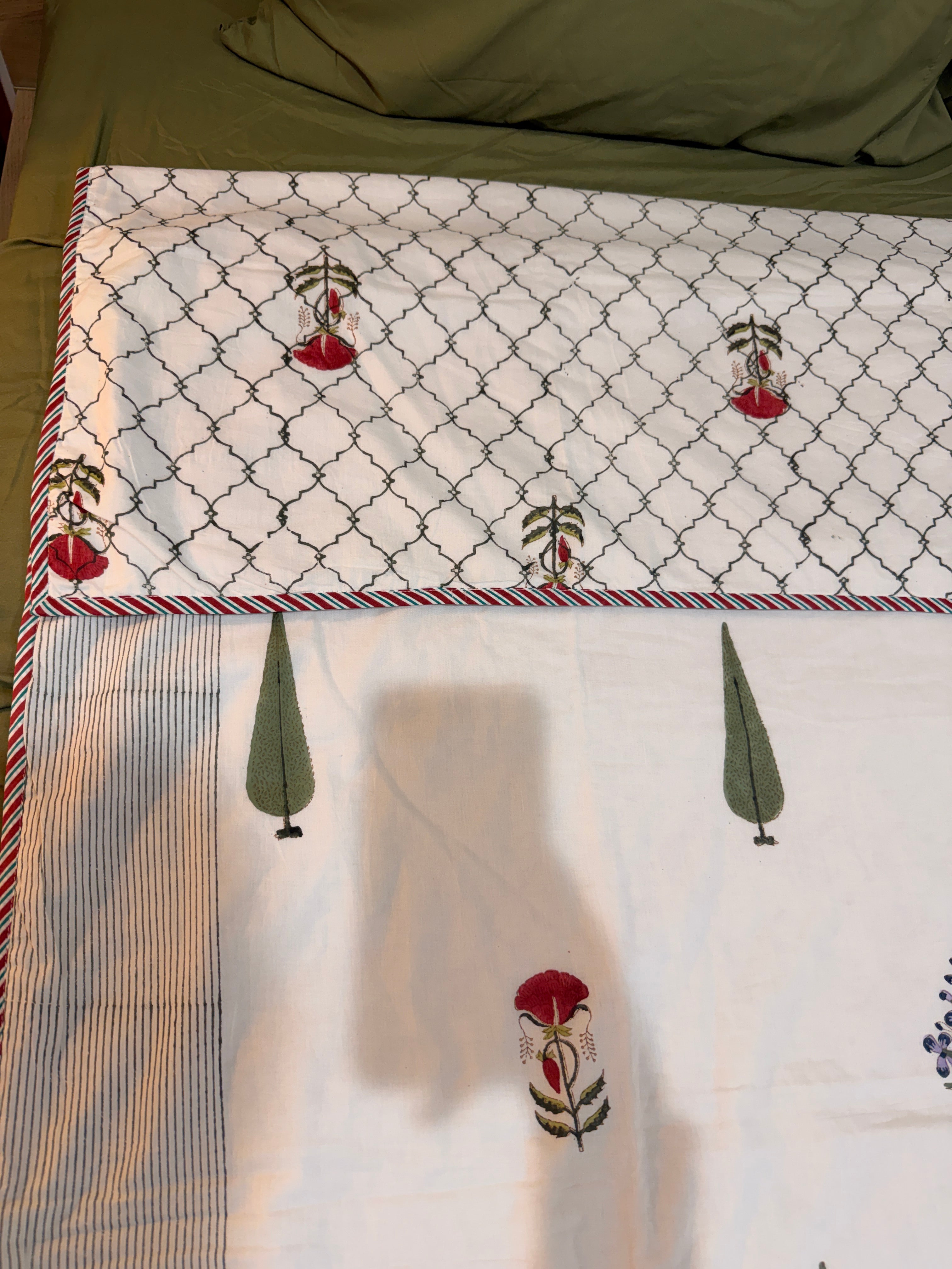 Mughal Print Reversible Summer Blanket - Dohar