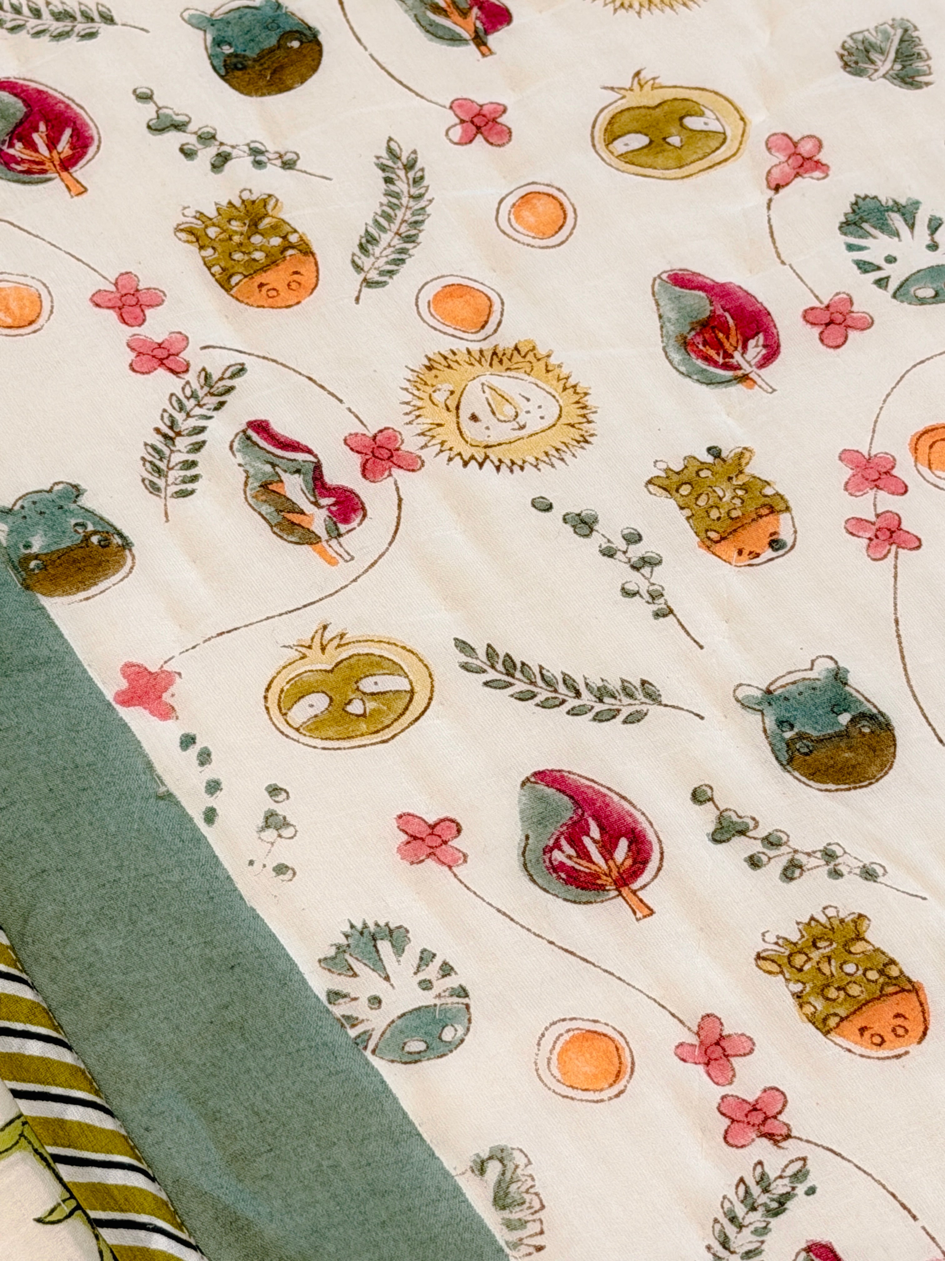 Tiny Jungle Toddler Quilt