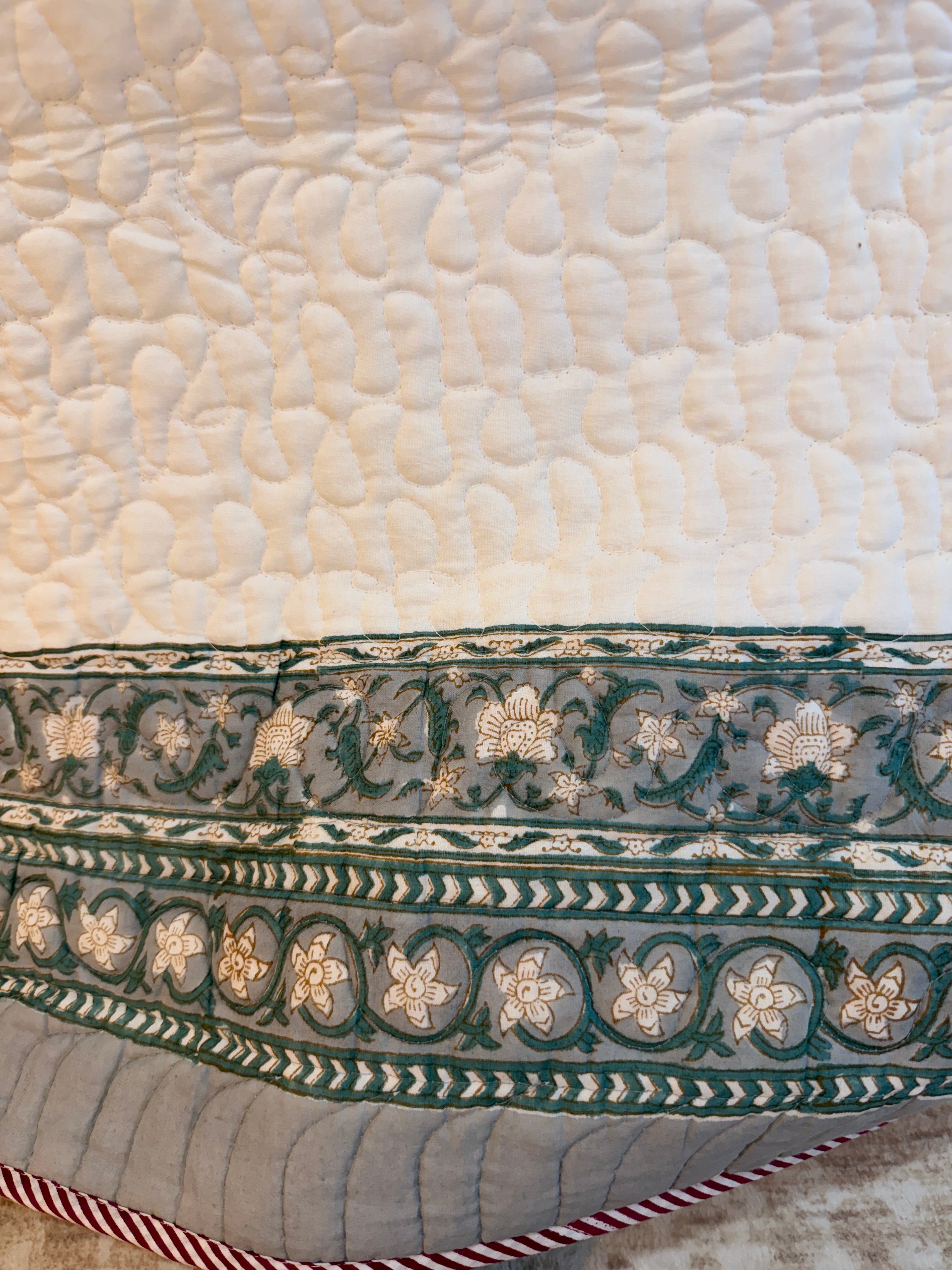 Gulmohar - King Bedspread with Shams