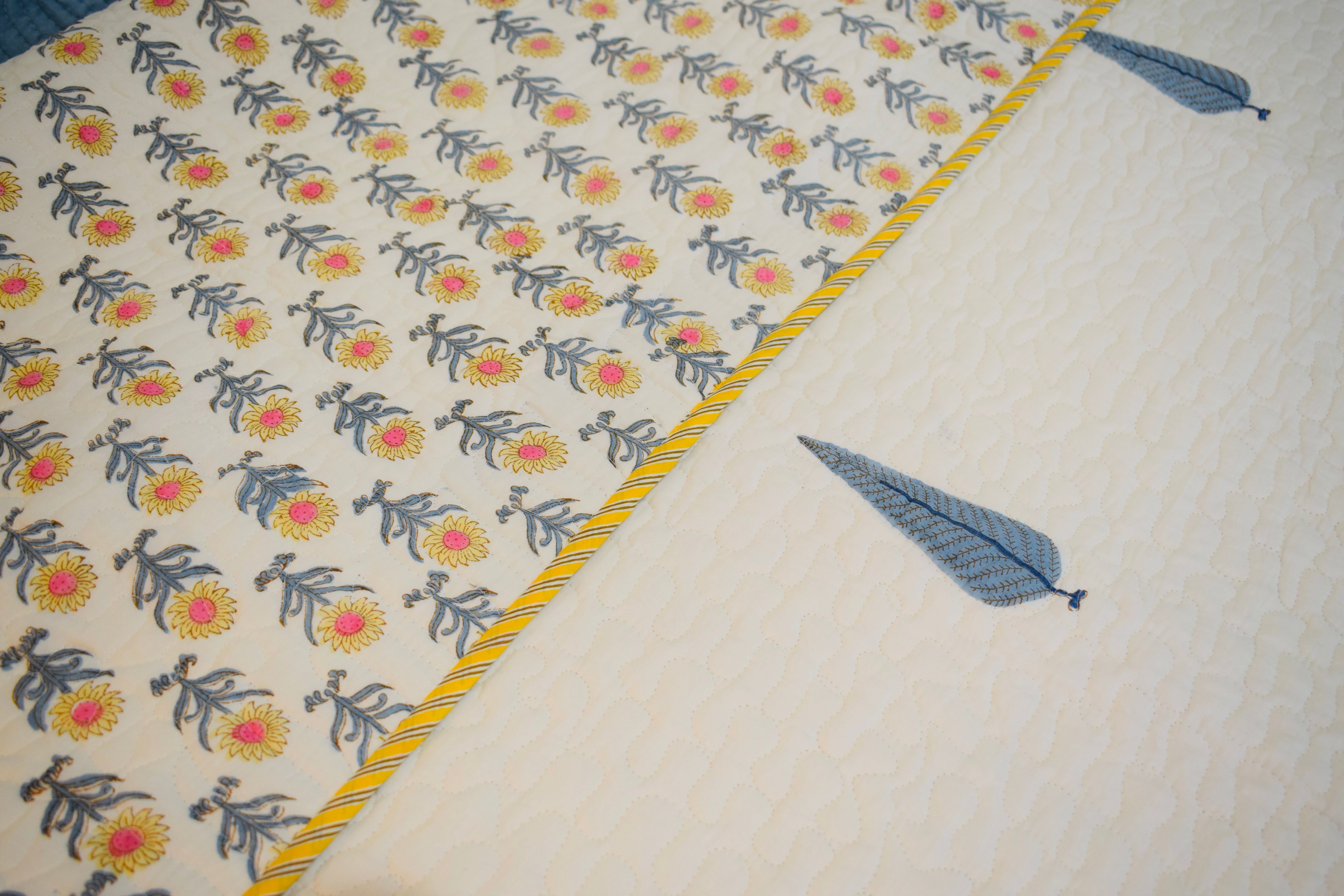 Blue Petal Garden - Quilted Bedspread with Shams