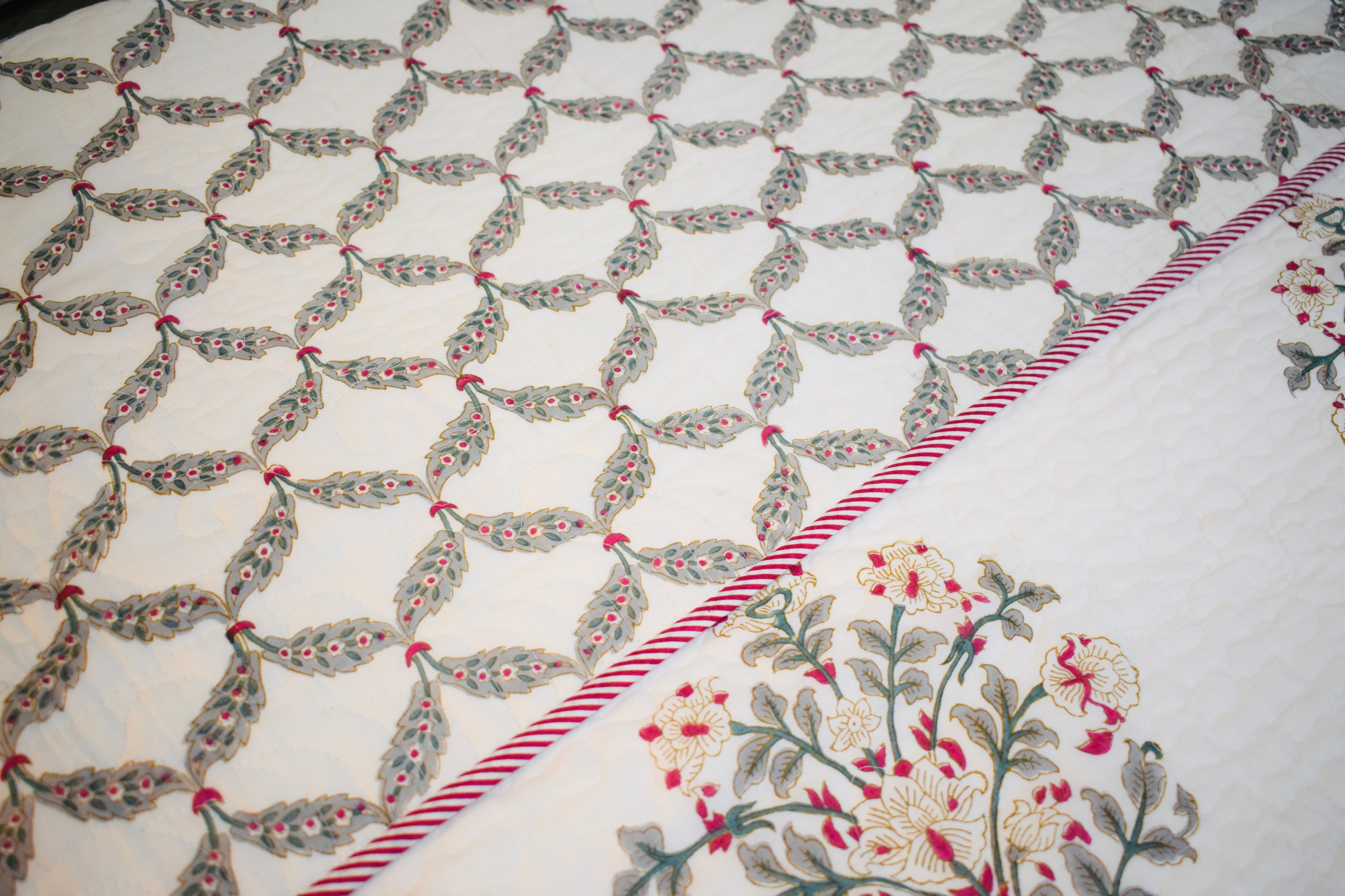 Gulmohar - King Bedspread with Shams