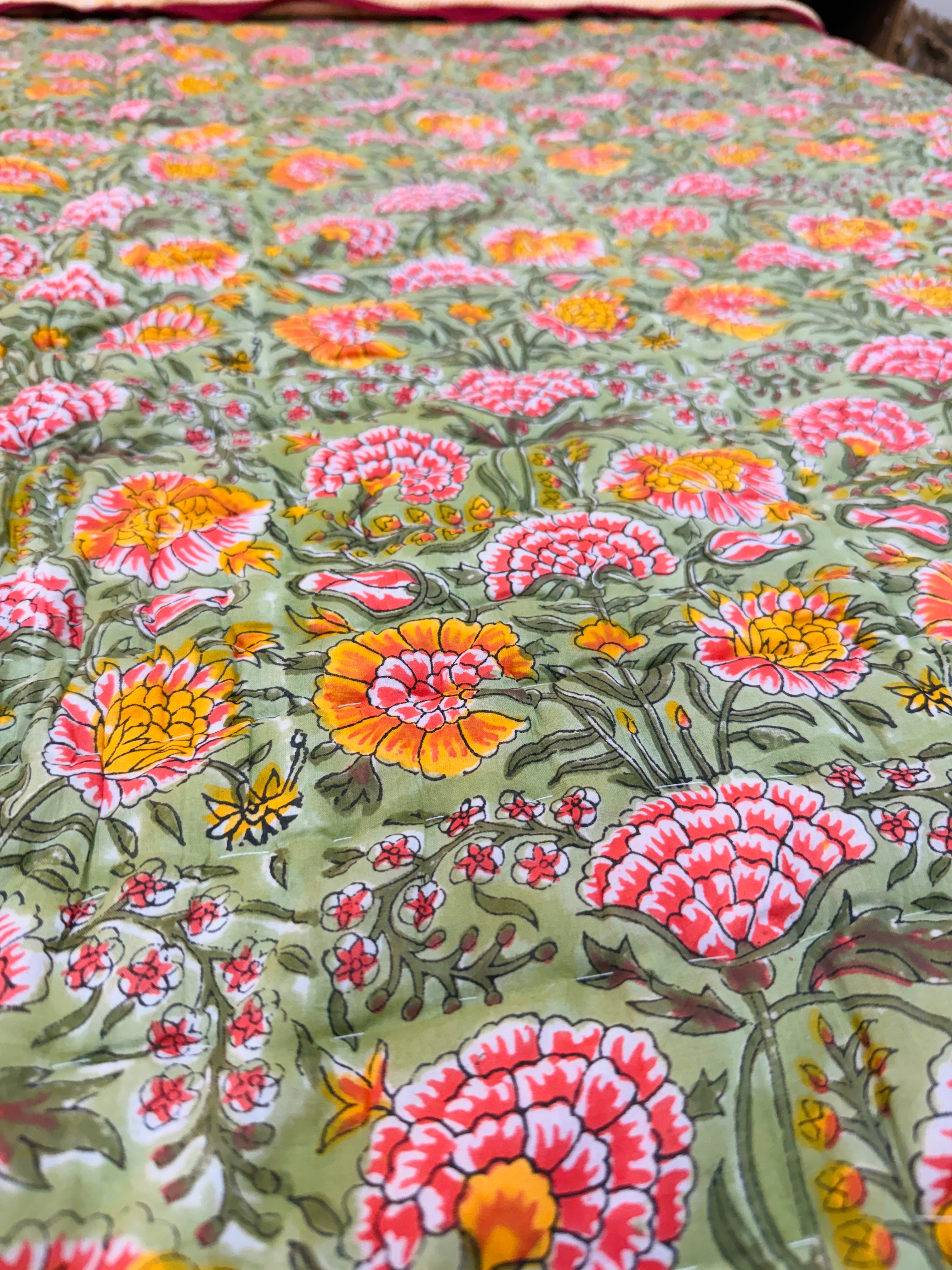 Cottage Flower Bed Reversible - Queen Quilt