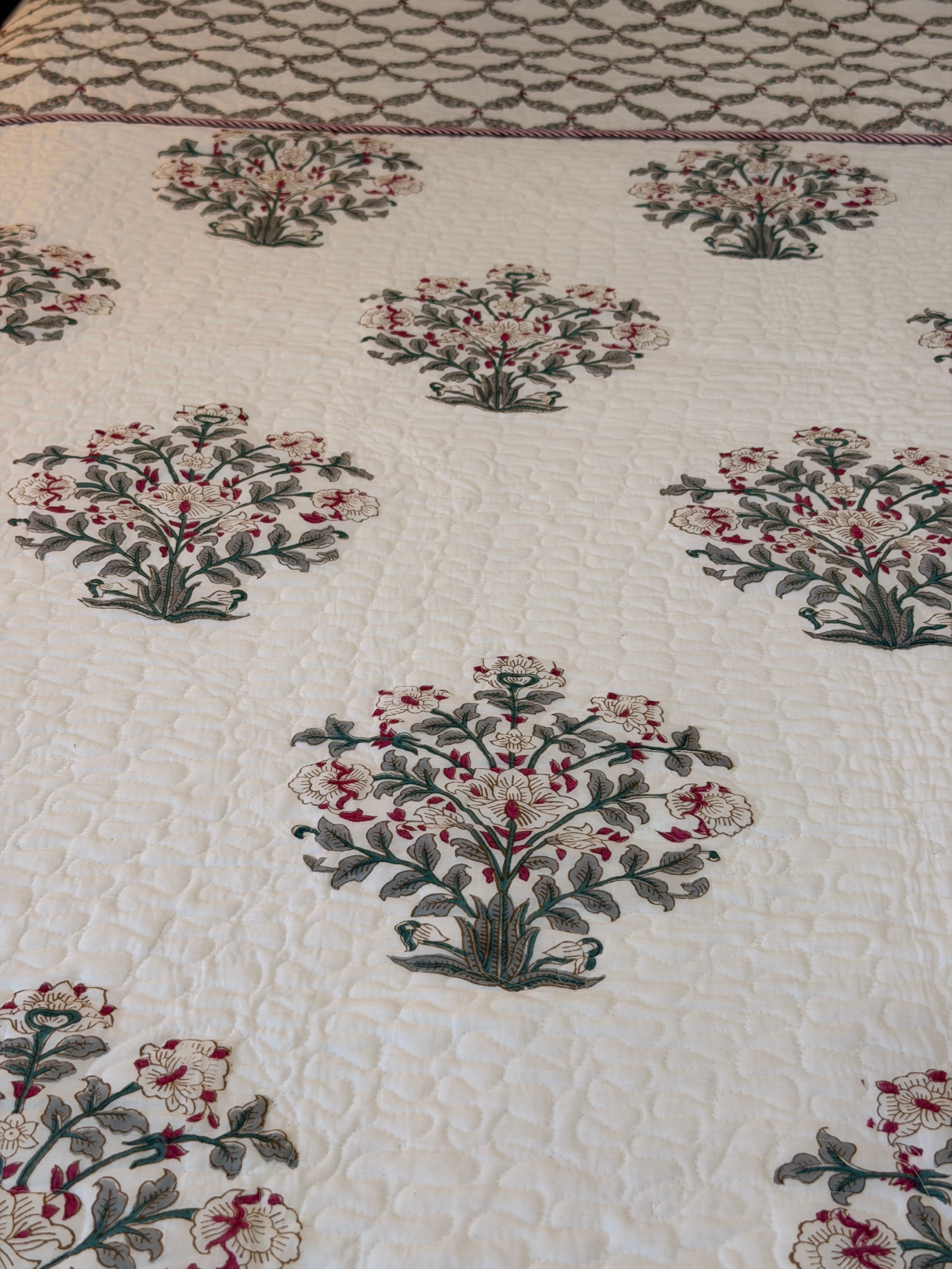 Gulmohar - King Bedspread with Shams