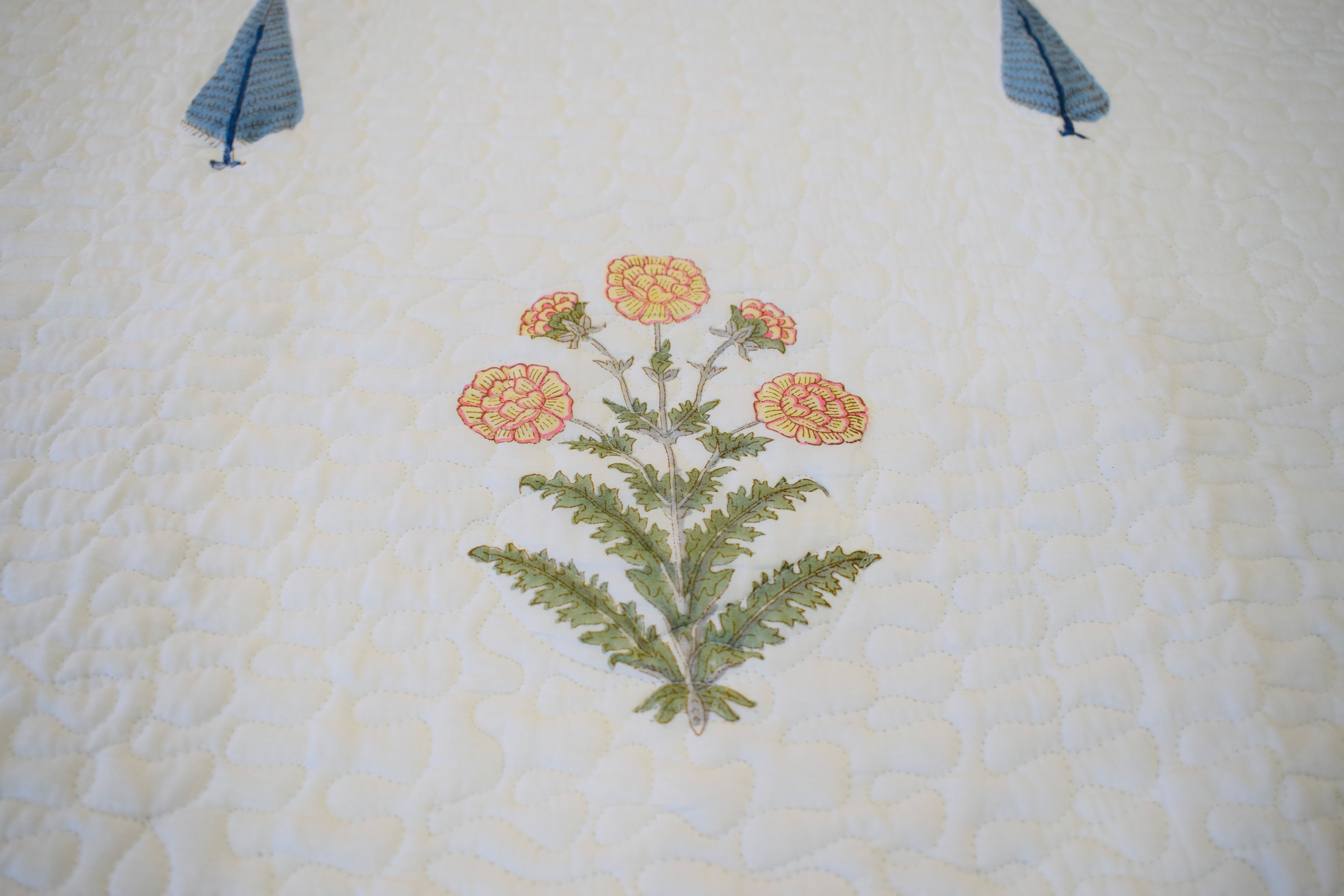 Blue Petal Garden - Quilted Bedspread with Shams