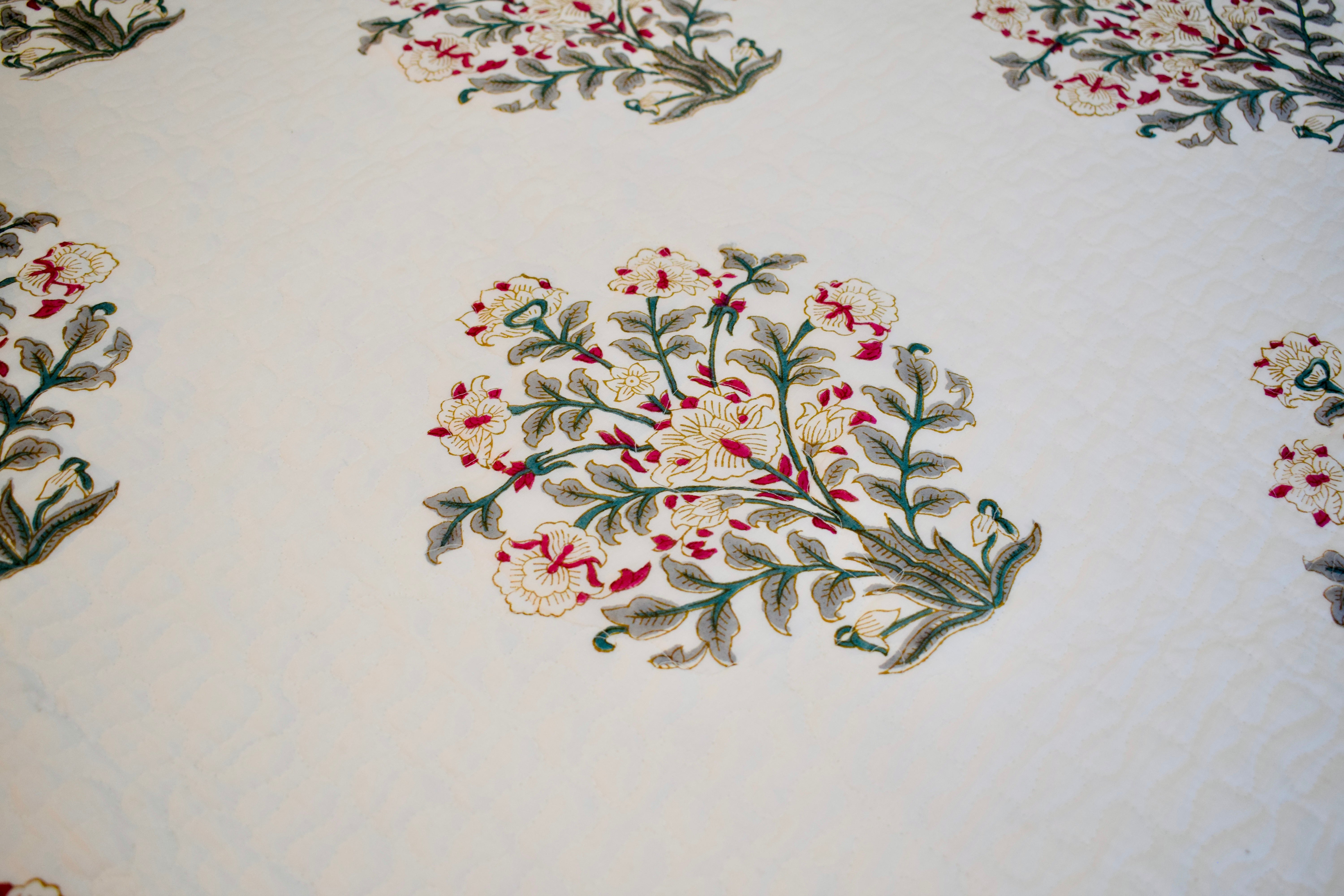Gulmohar - King Bedspread with Shams