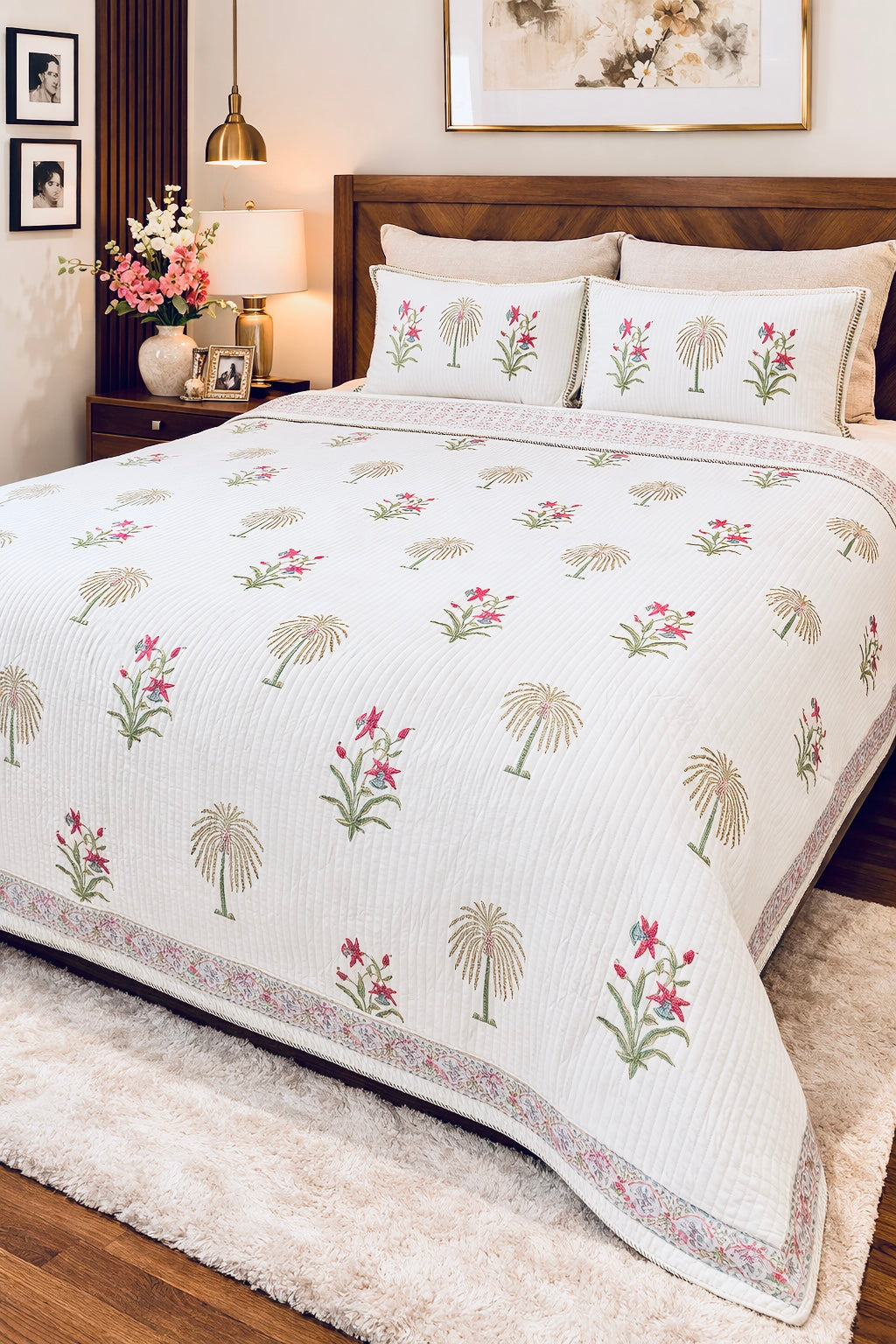 Palm Blossom Luxury Bedspread with Shams