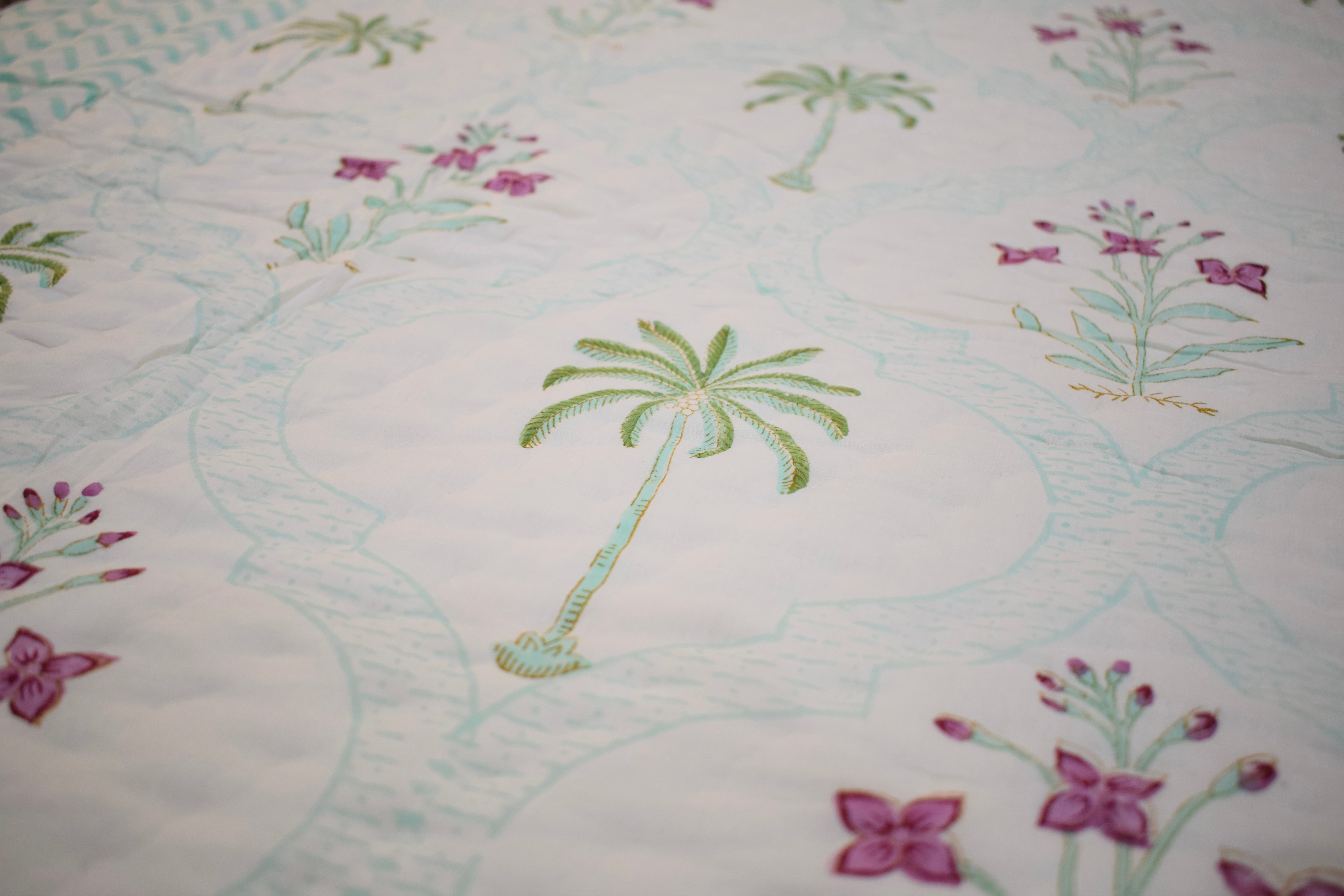 Twin Size Palm Print Cotton Quilt | Reversible Lightweight Beach House Blanket | 100% Cotton