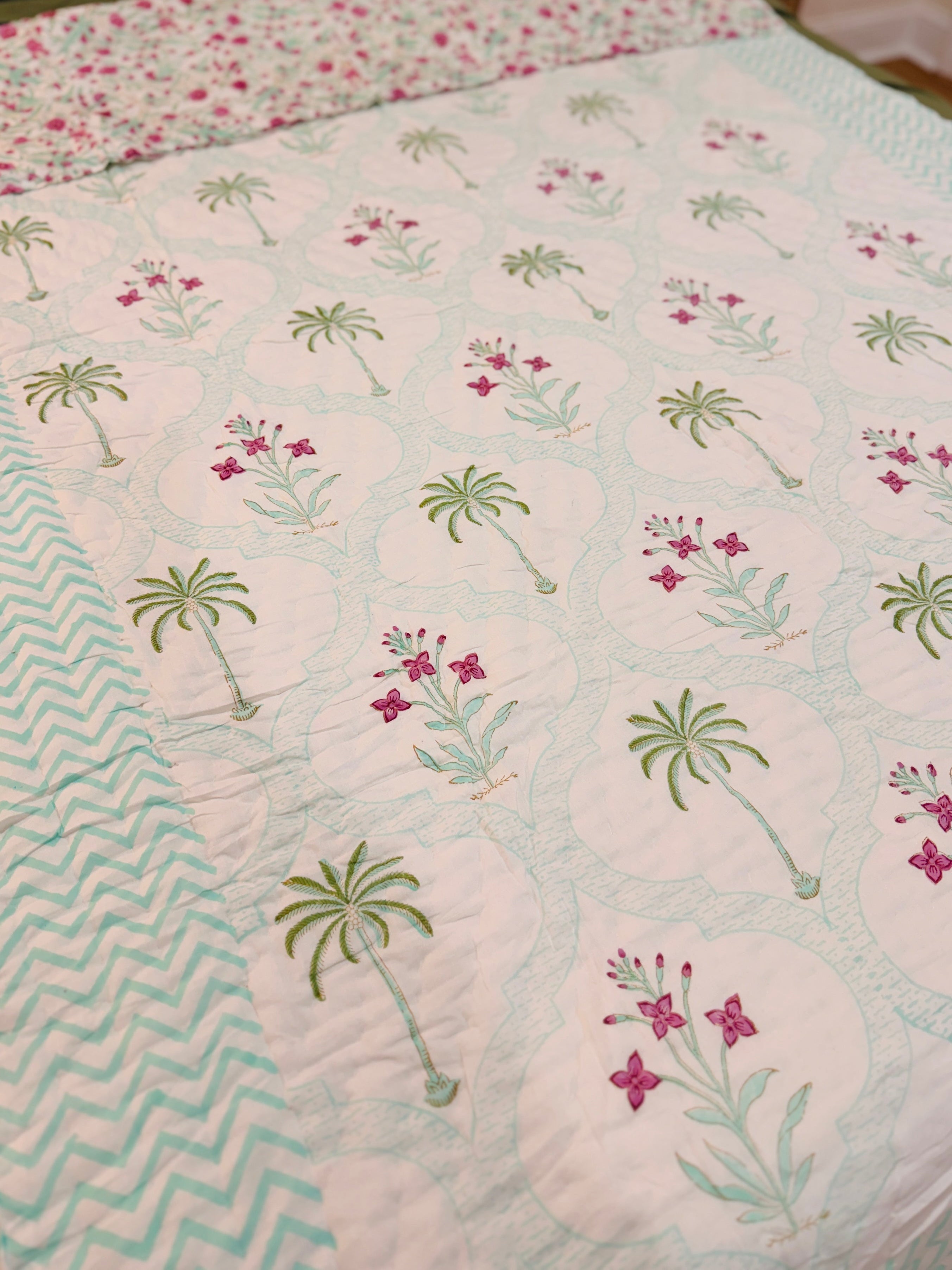 Twin Size Palm Print Cotton Quilt | Reversible Lightweight Beach House Blanket | 100% Cotton