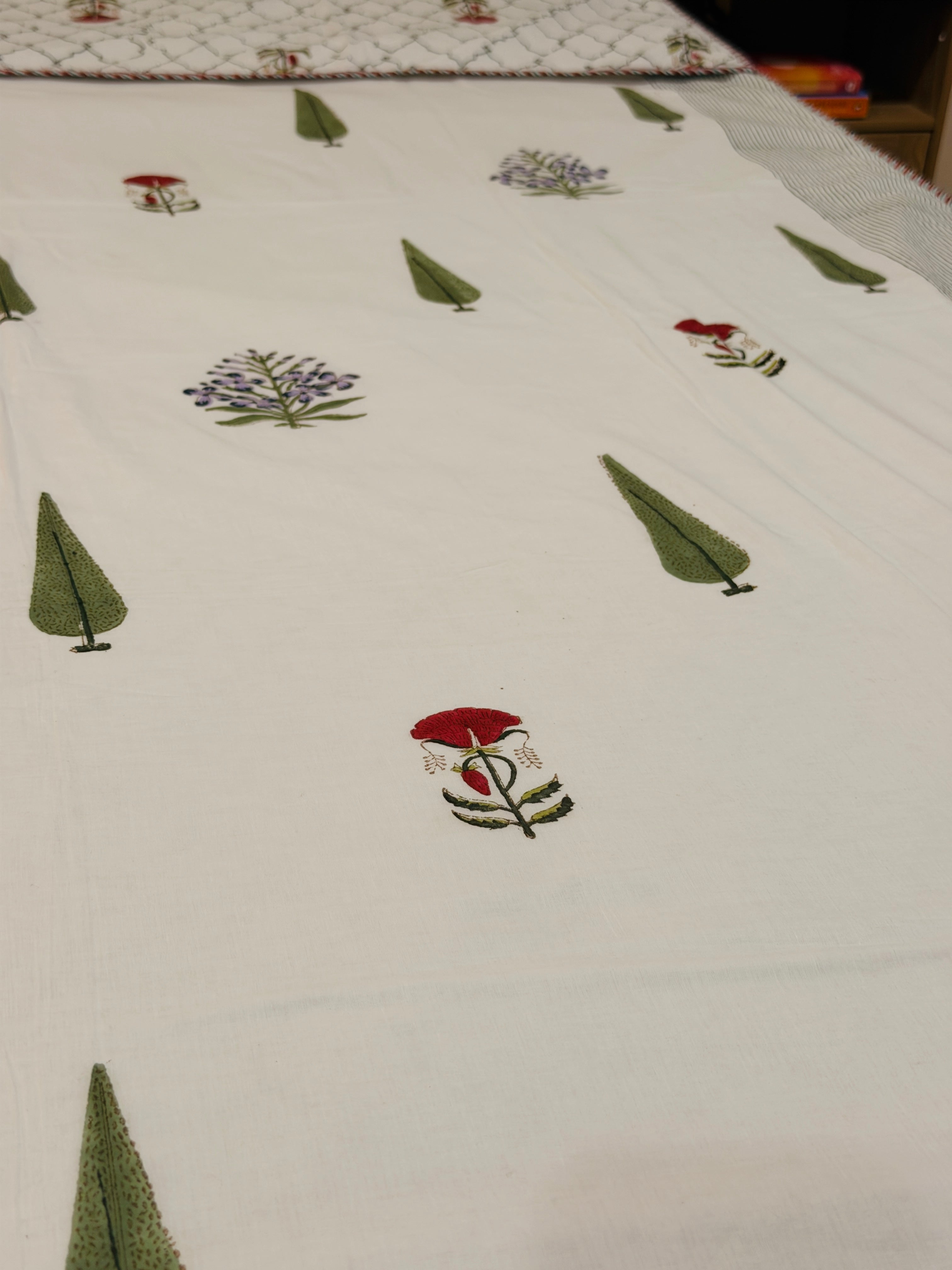 Mughal Print Reversible Summer Blanket - Dohar