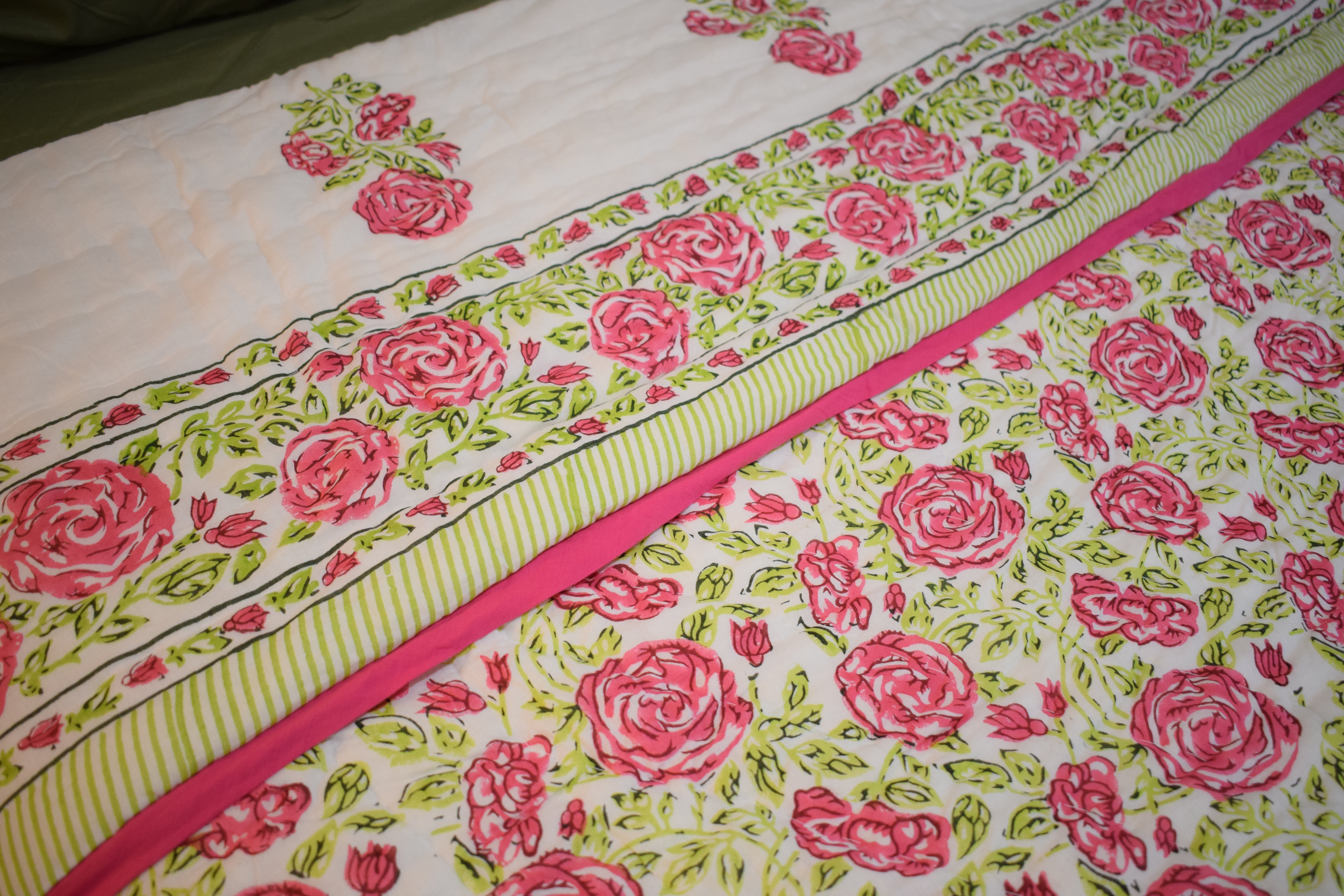 Pink Rose Reversible - Queen Quilt