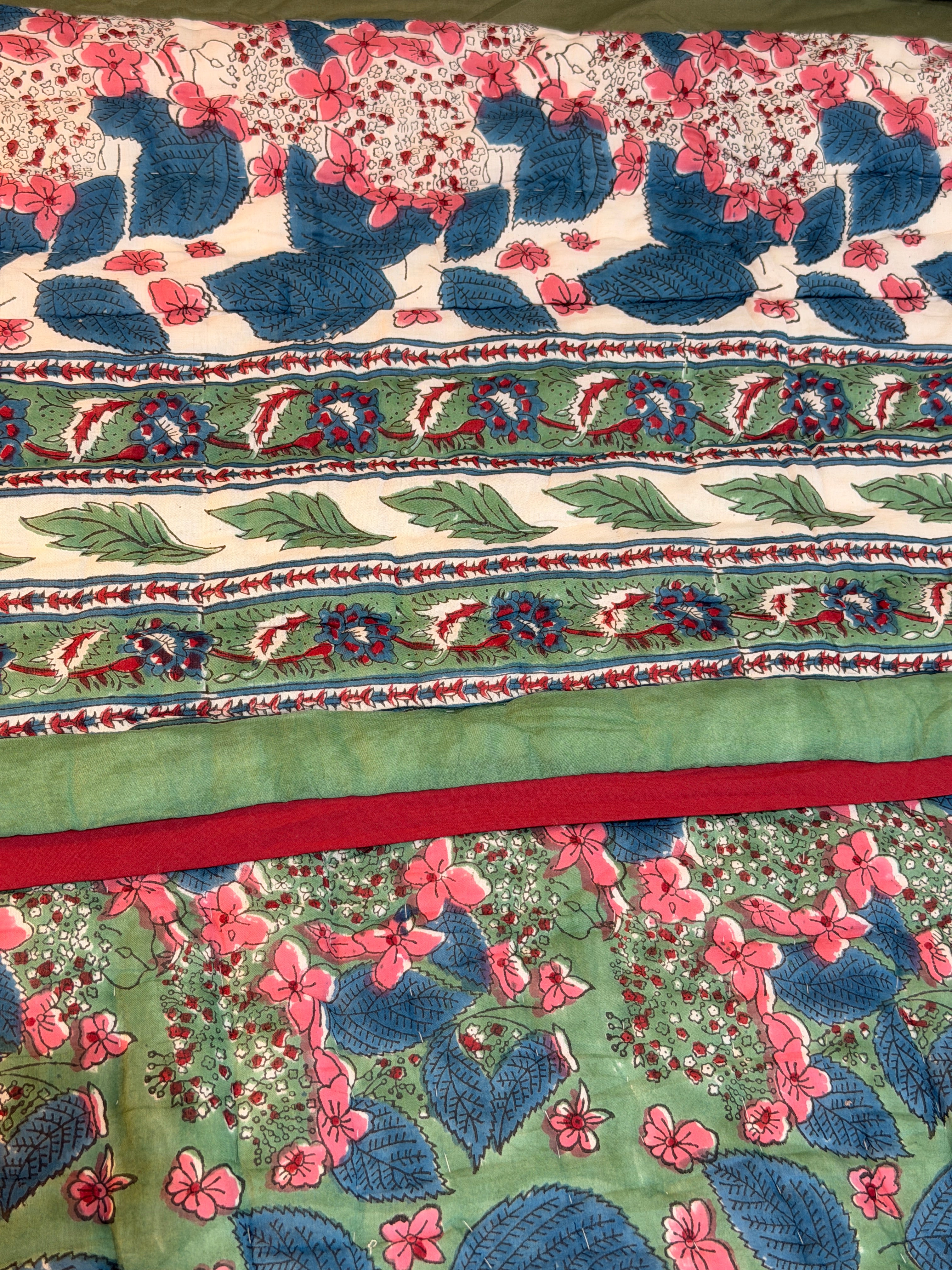 Emerald Eve Reversible - Queen Quilt